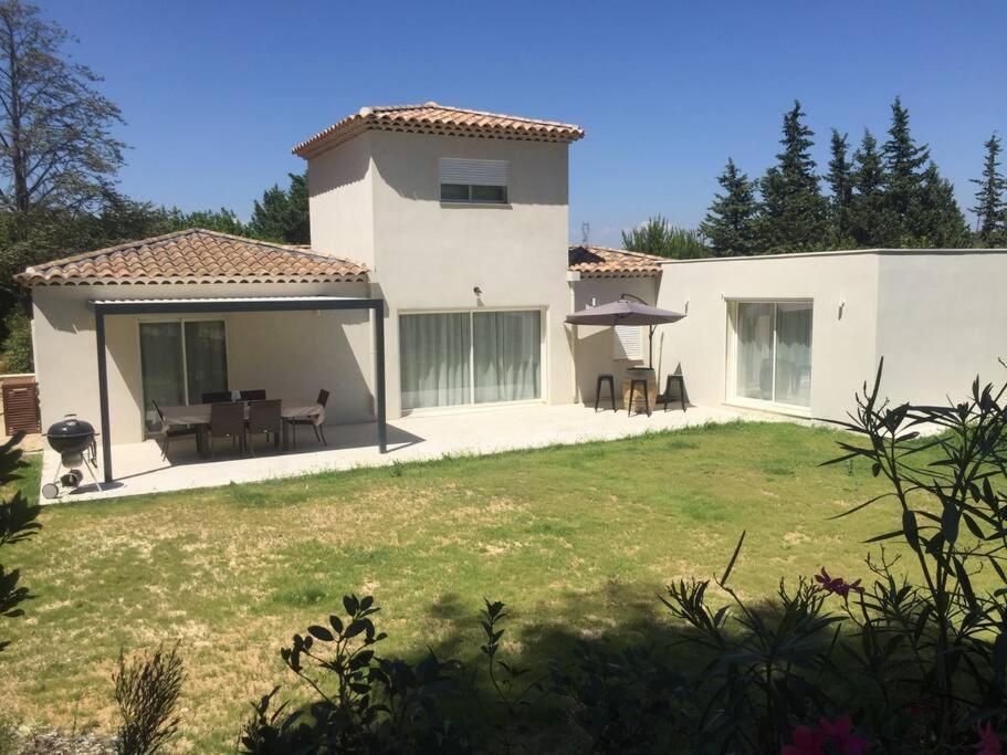 Villa Familiale 9 Pers Cabries Entre Aix Et Marseille 5 Min Gare Aix Tgv 15 Min Aeroport Mp Екстериор снимка