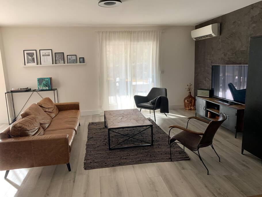 Villa Familiale 9 Pers Cabries Entre Aix Et Marseille 5 Min Gare Aix Tgv 15 Min Aeroport Mp Екстериор снимка